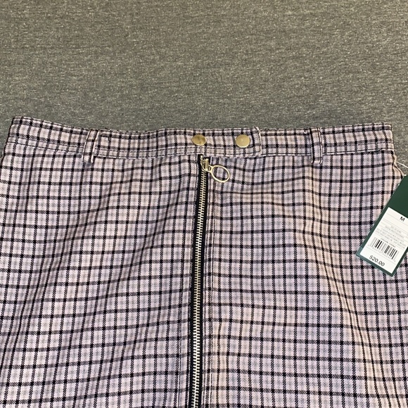 Pink and black front zip skirt - Picture 2 of 3